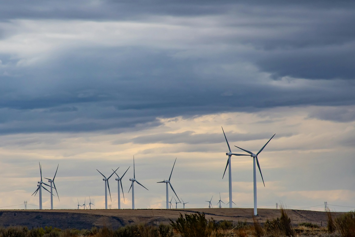 pexels-brett-sayles-1635332 wind energy