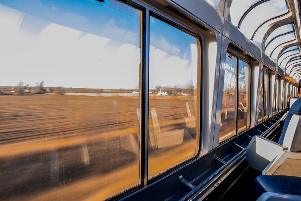 pexels-photo-1285618 train
