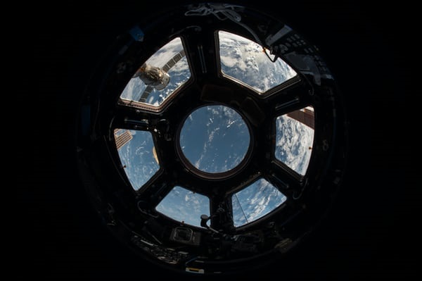 photo-1446776877081-d282a0f896e2 Science & Technology drive to deliver UK space launch