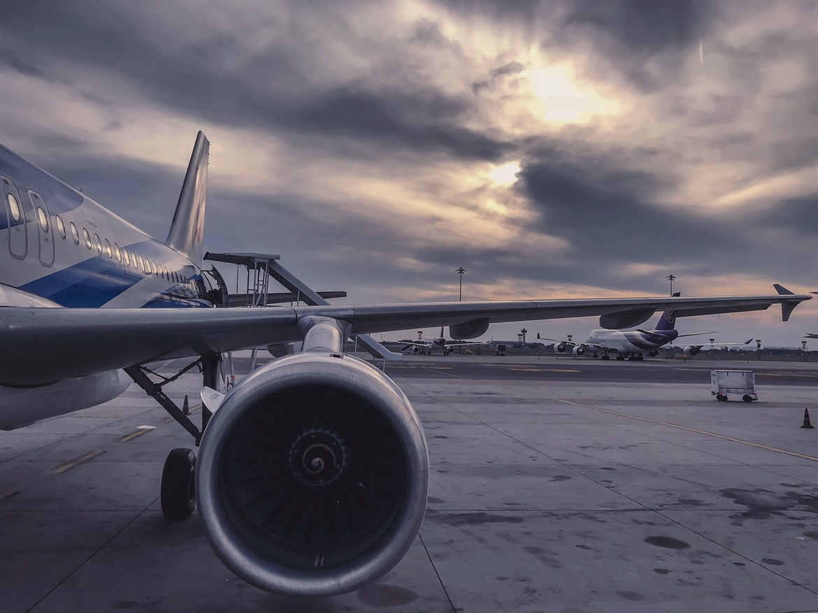aeroplane-aircraft-airline-912050 aeroplane-aircraft-airline-912050