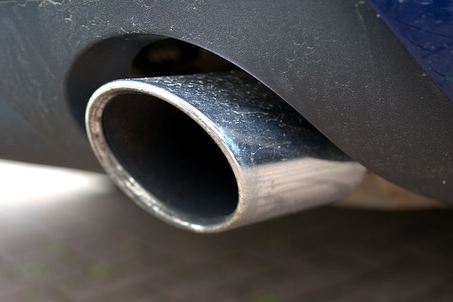 exhaust exhaust